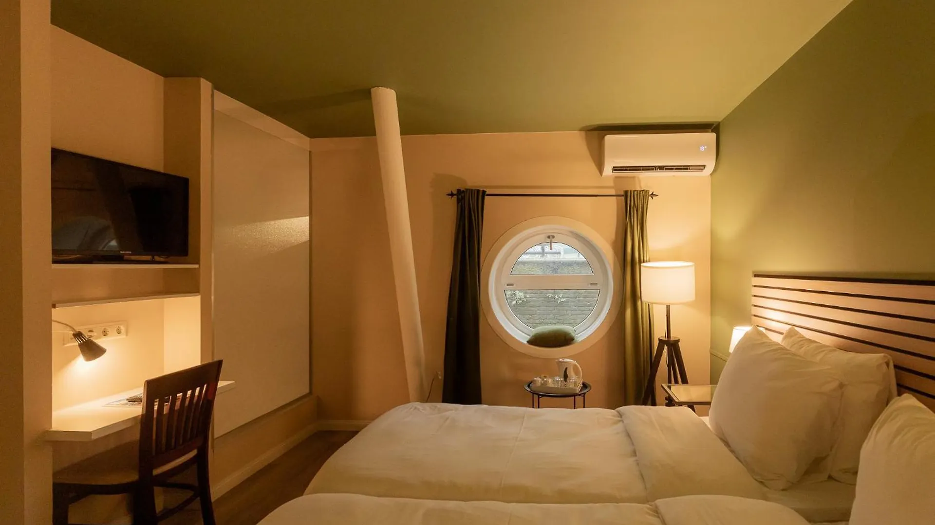 *** Hotel Floats By H2Otel Rotterdam Netherlands